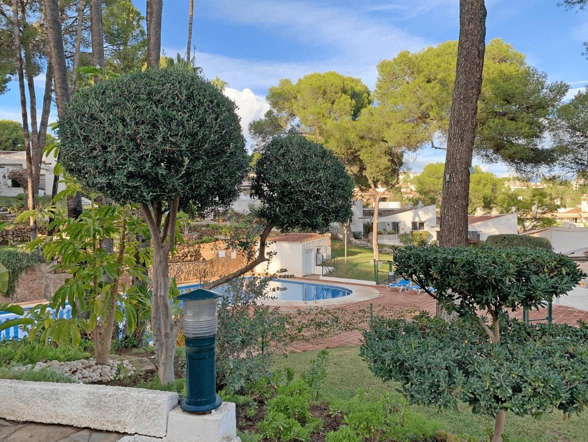 Bungalow With Large Terrace In A Quiet Park - Beach Nearby Sitio de Calahonda Exterior foto